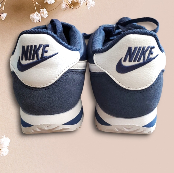 Nike Cortez Womens Midnight Navy US Size 9 - Picture 5 of 9